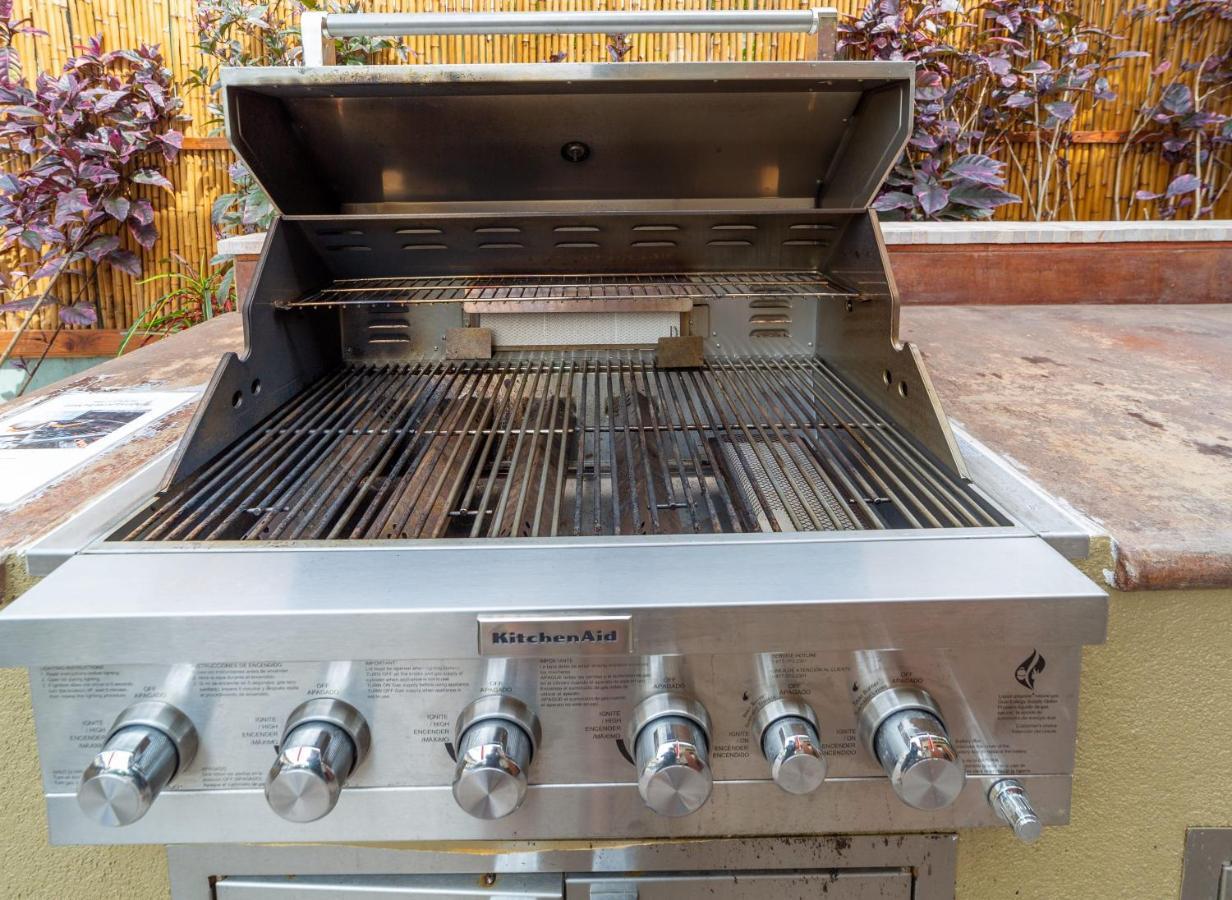 Studio With Mini Kitchen, Pool And Bbq, Pre-Renovation Summer Sale Kihei Exterior foto