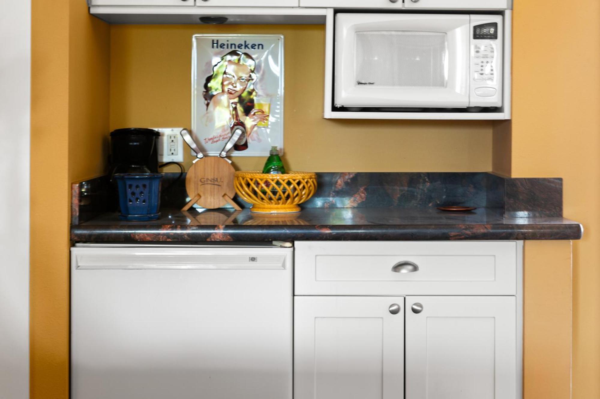 Studio With Mini Kitchen, Pool And Bbq, Pre-Renovation Summer Sale Kihei Exterior foto